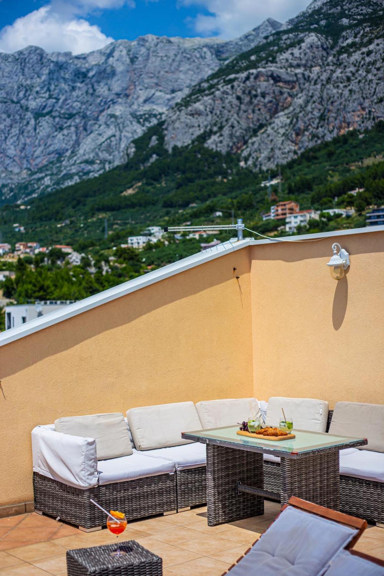 Apartments Villa Flamingo Makarska Eksteriør bilde