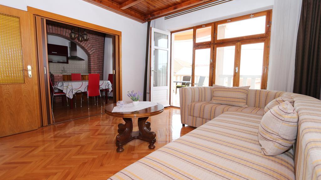 Apartments Villa Flamingo Makarska Eksteriør bilde